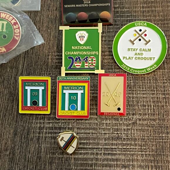 Cricket Collection of 15 Lapel/Hat Pins Brooch Championships - Picture 6 of 6